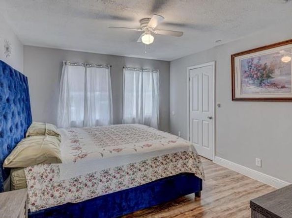 1105 W 34th St, Riviera Beach FL 33404