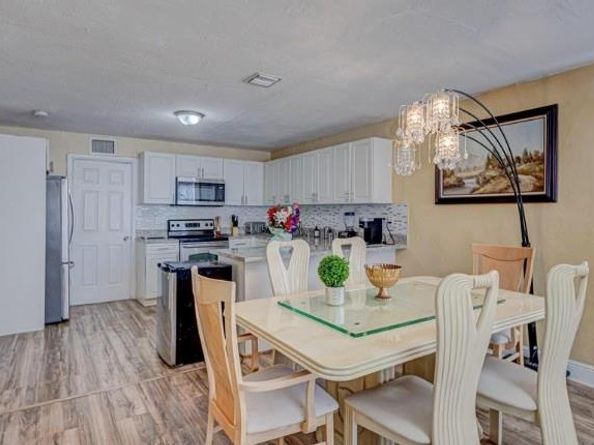 1105 W 34th St, Riviera Beach FL 33404