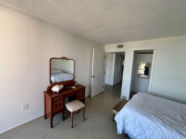 7040 Coral Way 501, Miami FL 33155