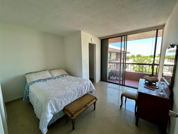 7040 Coral Way 501, Miami FL 33155