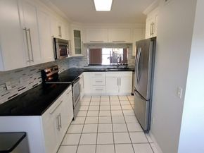 4735 E Lucerne Lakes Boulevard E 413, Lake Worth FL 33467