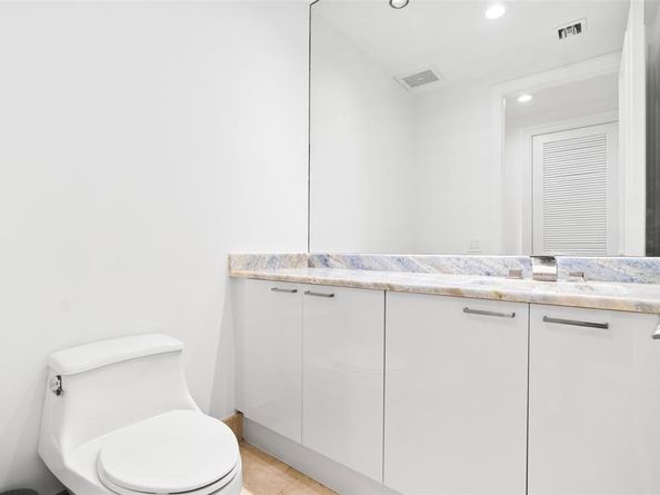 701 SE 21st Ave 109, Deerfield Beach FL 33441