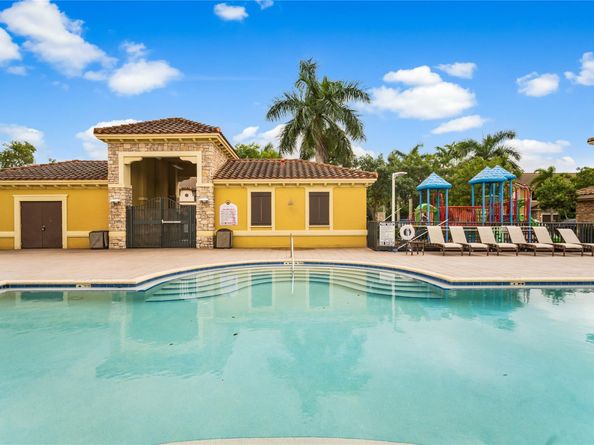 9627 Town Parc Cir S., Parkland FL 33076