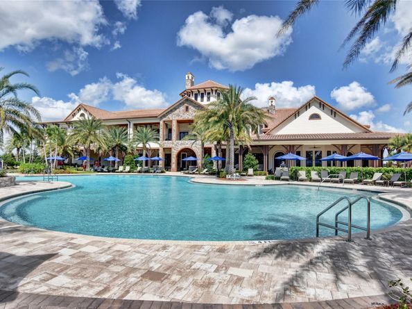 9627 Town Parc Cir S., Parkland FL 33076