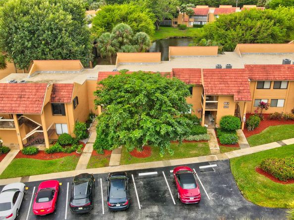 11255 Green Lake Drive 202, Boynton Beach FL 33437