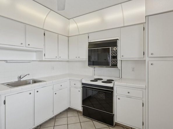 3960 Oaks Clubhouse Drive 502, Pompano Beach FL 33069