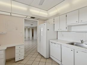 3960 Oaks Clubhouse Drive 502, Pompano Beach FL 33069