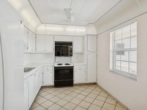 3960 Oaks Clubhouse Drive 502, Pompano Beach FL 33069