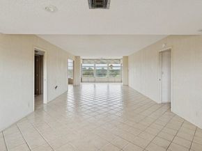 3960 Oaks Clubhouse Drive 502, Pompano Beach FL 33069