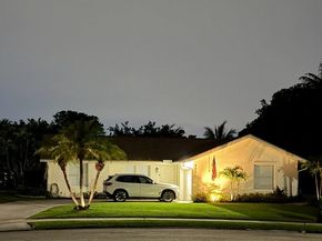 9774 Lancaster Pl, Boca Raton FL 33434