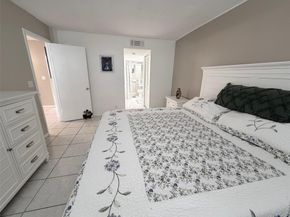 3040 Holiday Springs Blvd 110, Margate FL 33063