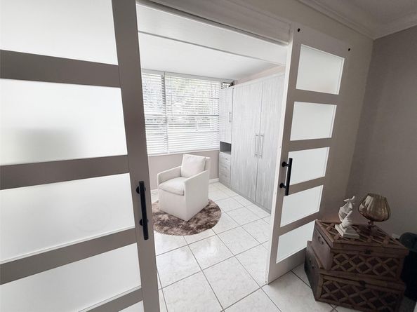 3040 Holiday Springs Blvd 110, Margate FL 33063