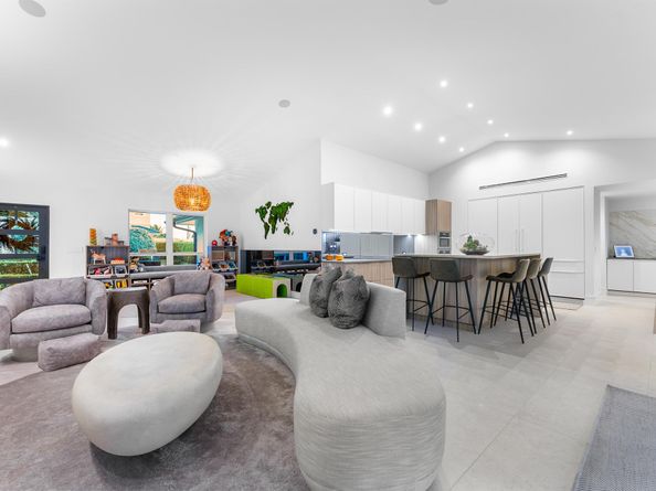 941 Iris Drive, Delray Beach FL 33483