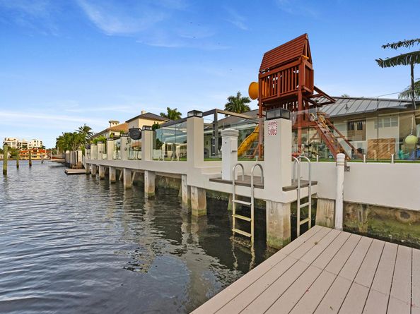 941 Iris Drive, Delray Beach FL 33483