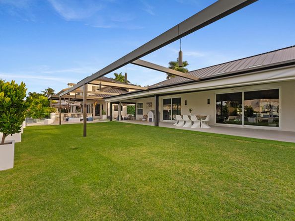 941 Iris Drive, Delray Beach FL 33483