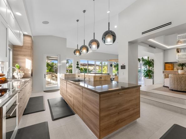 941 Iris Drive, Delray Beach FL 33483