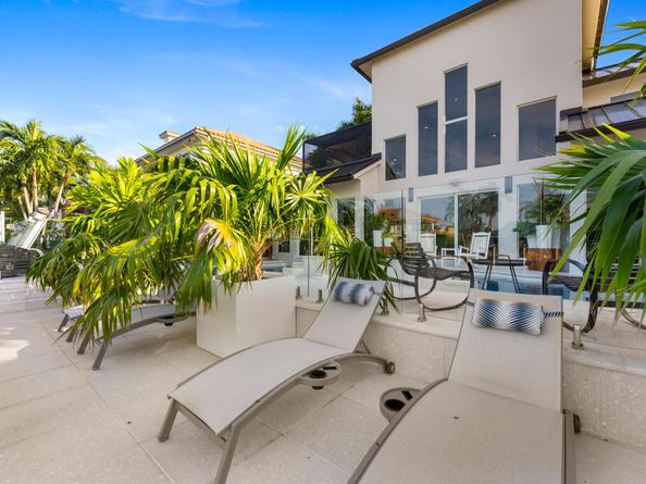 941 Iris Drive, Delray Beach FL 33483