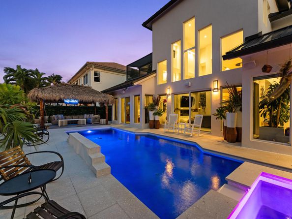 941 Iris Drive, Delray Beach FL 33483