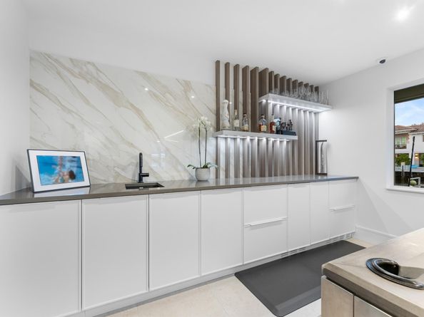 941 Iris Drive, Delray Beach FL 33483