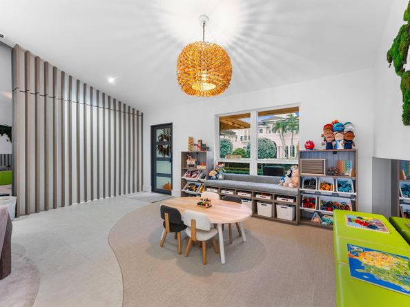 941 Iris Drive, Delray Beach FL 33483