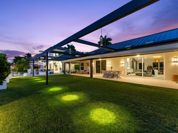 941 Iris Drive, Delray Beach FL 33483