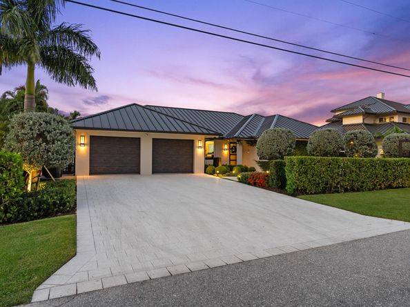 941 Iris Drive, Delray Beach FL 33483