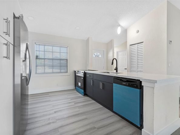 1312 SW 75th Ave, North Lauderdale FL 33068