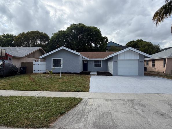 1312 SW 75th Ave, North Lauderdale FL 33068