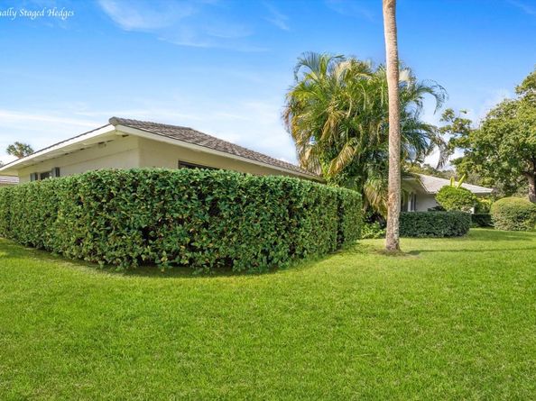 842 Club Dr 842, Palm Beach Gardens FL 33418