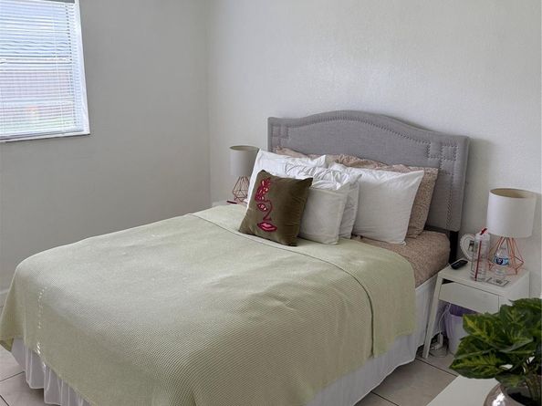 4745 NW 9th Dr 4745, Fort Lauderdale FL 33317