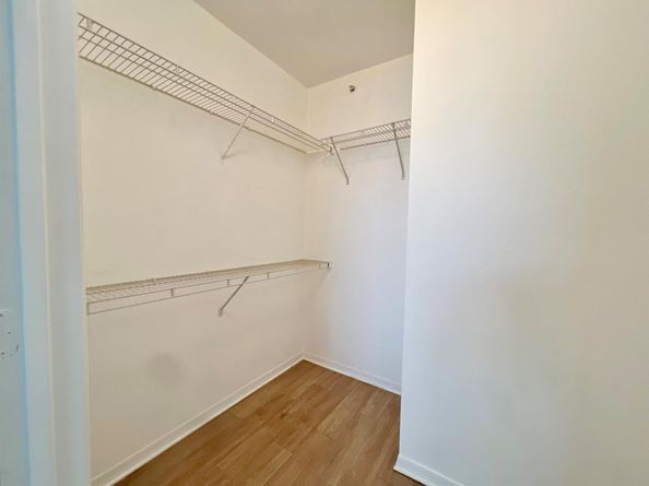 6450 Emerald Dunes Drive 301, West Palm Beach FL 33411