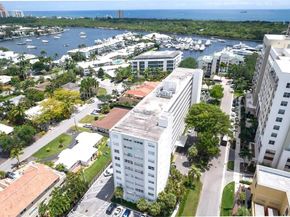 2555 NE 11th St 402, Fort Lauderdale FL 33304