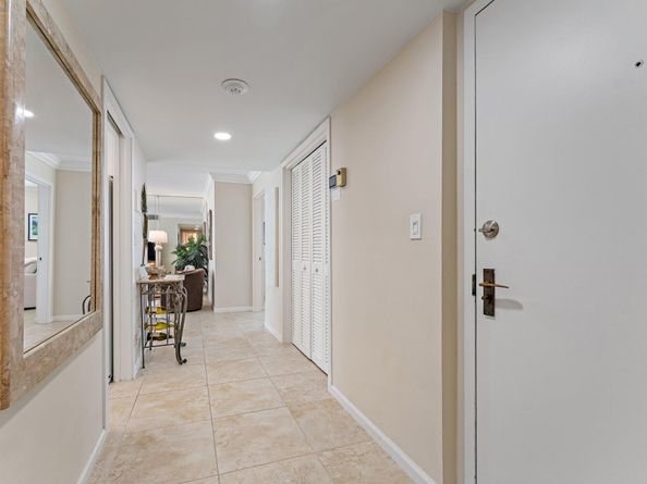 5480 N Ocean Drive B6b, Singer Island FL 33404