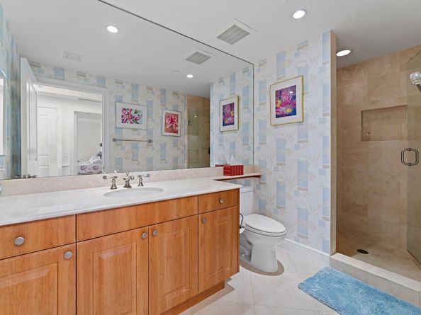 5050 N Ocean Drive 801, Singer Island FL 33404