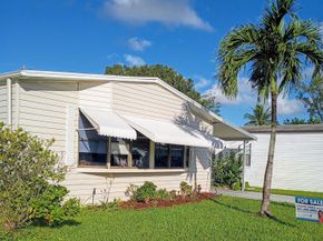 3353 Lake Overlook Place, Lantana FL 33462
