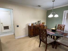 5402 SW 1st St, Plantation FL 33317