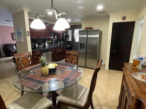 5402 SW 1st St, Plantation FL 33317