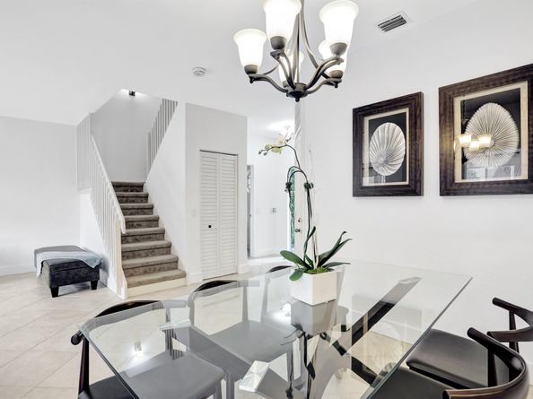 6770 Via Regina, Boca Raton FL 33433