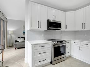 6770 Via Regina, Boca Raton FL 33433