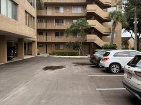 8030 Hampton Boulevard 414, North Lauderdale FL 33068