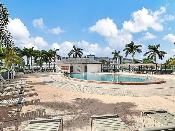 3021 Guildford B B, Boca Raton FL 33434