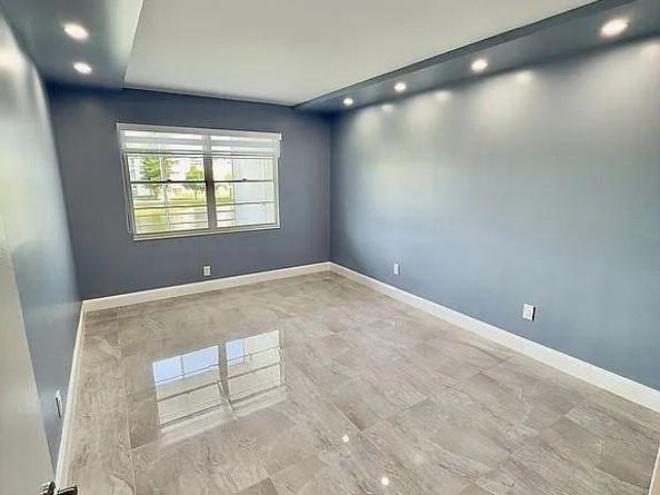 3021 Guildford B B, Boca Raton FL 33434