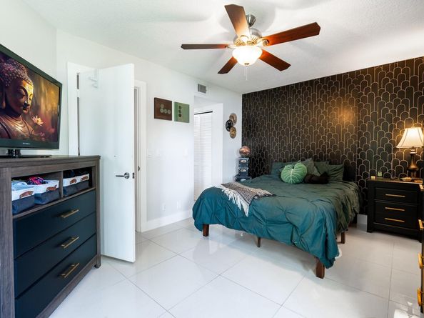109 Liberty Ct 109, Deerfield Beach FL 33442