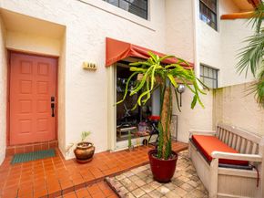 109 Liberty Ct 109, Deerfield Beach FL 33442