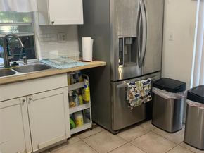 1251 NW 89th Dr, Coral Springs FL 33071