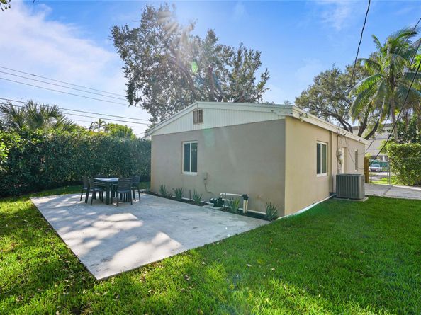 1779 NE 168th, North Miami Beach FL 33162