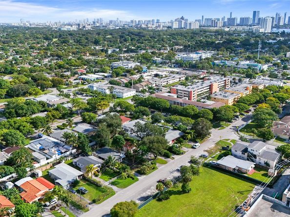 1779 NE 168th, North Miami Beach FL 33162