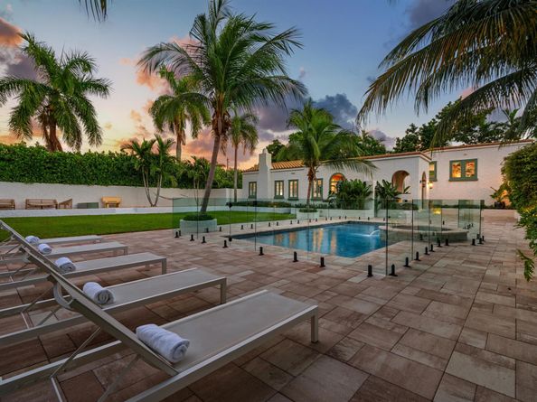 704 N Swinton Avenue, Delray Beach FL 33444