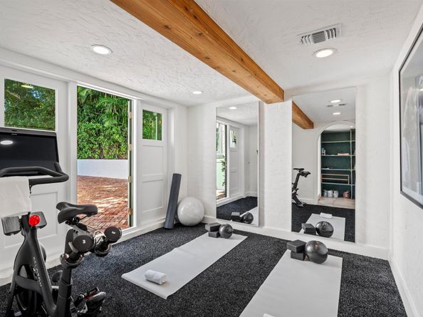 704 N Swinton Avenue, Delray Beach FL 33444