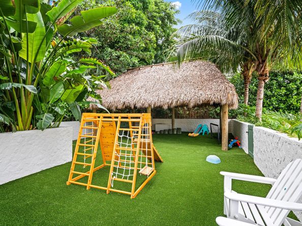 704 N Swinton Avenue, Delray Beach FL 33444